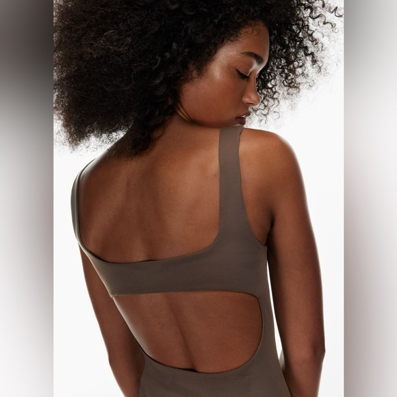 Aritzia Contour Cut out Bodysuit Size Small - Picture 6 of 6